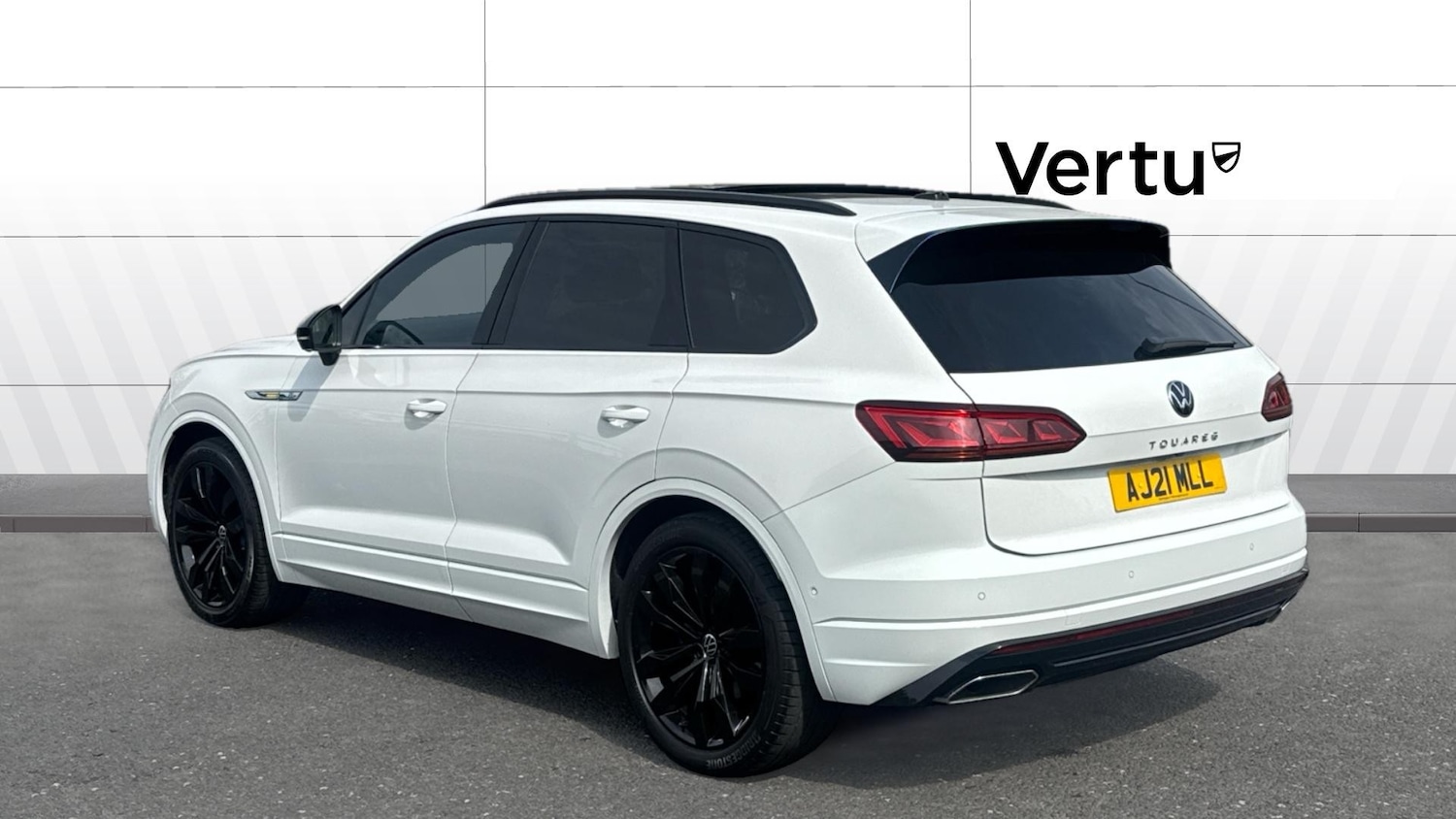 Used Volkswagen Touareg 2021 for sale - 76554864: Photo 2