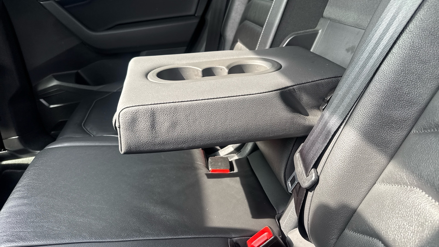 Used Volkswagen Touareg 2021 for sale - 76554864: Photo 24