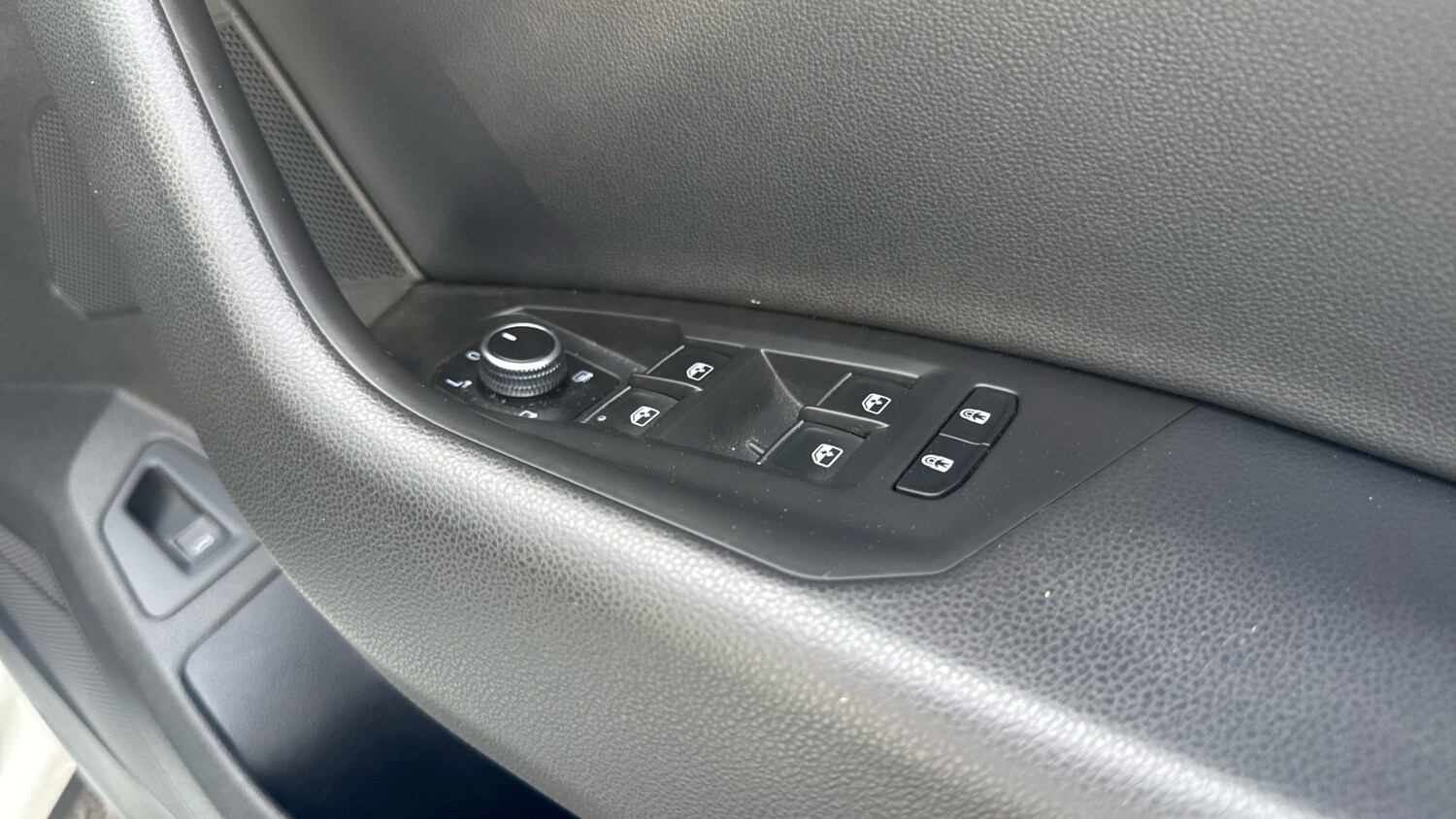 Used Volkswagen Touareg 2021 for sale - 76554864: Photo 30