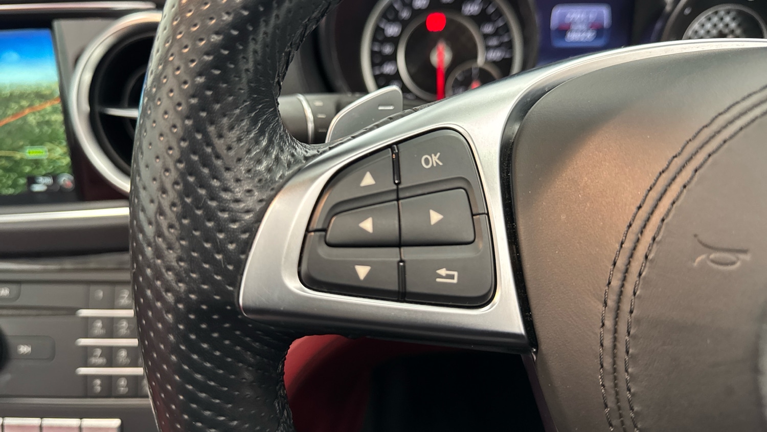 Used Mercedes-Benz SL 2018 for sale - 76984617: Photo 27