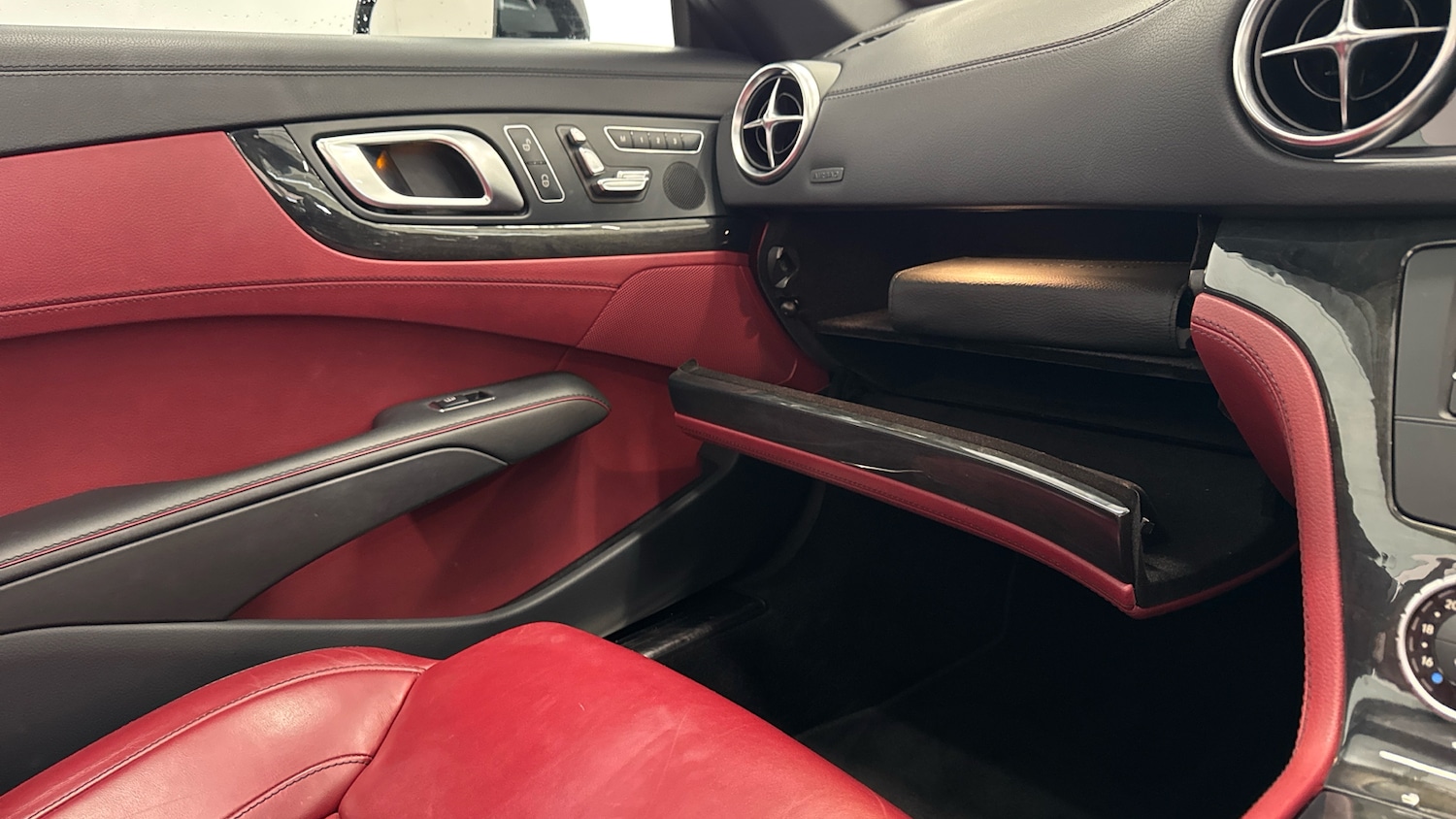 Used Mercedes-Benz SL 2018 for sale - 76984617: Photo 36