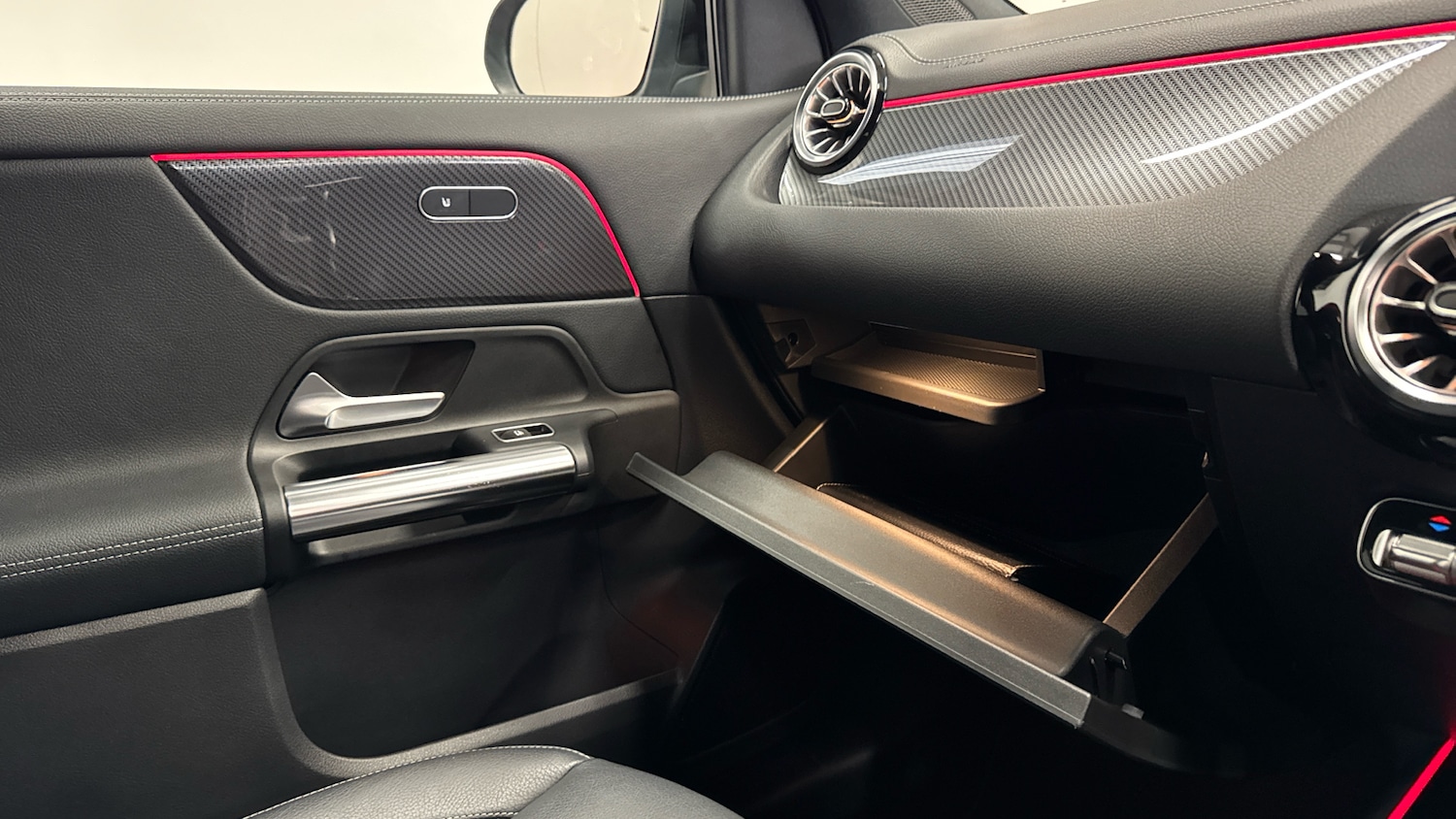 Used Mercedes-Benz GLA 2021 for sale - 76984618: Photo 36