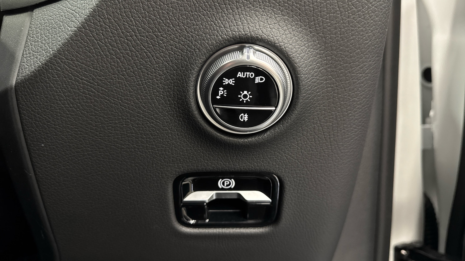 Used Mercedes-Benz GLC 2025 for sale - 77068972: Photo 25