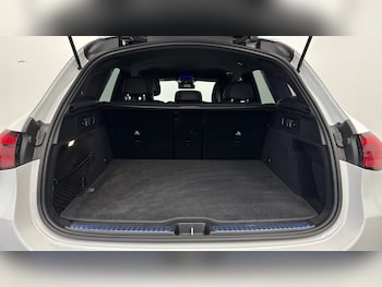 Used Mercedes-Benz GLC 2025 for sale - 77068972: Photo