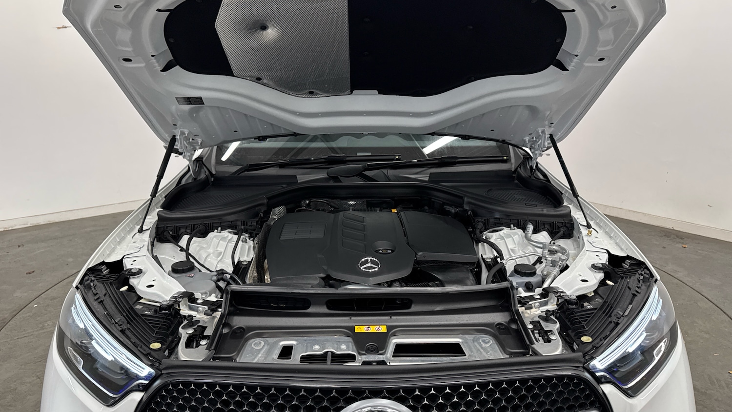 Used Mercedes-Benz GLC 2025 for sale - 77068972: Photo 8