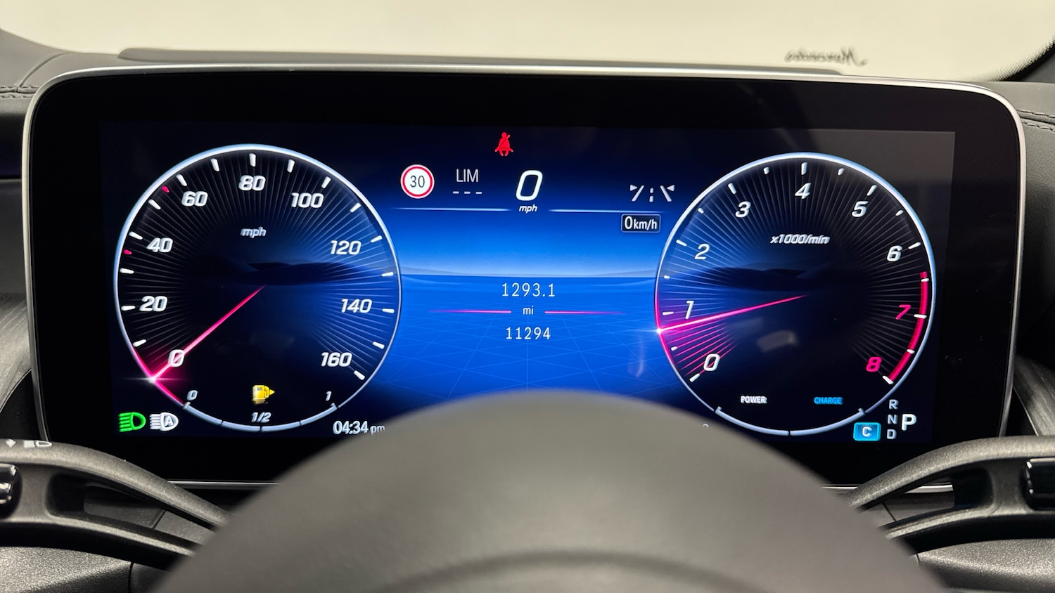 Used Mercedes-Benz GLC 2023 for sale - 77201123: Photo 18