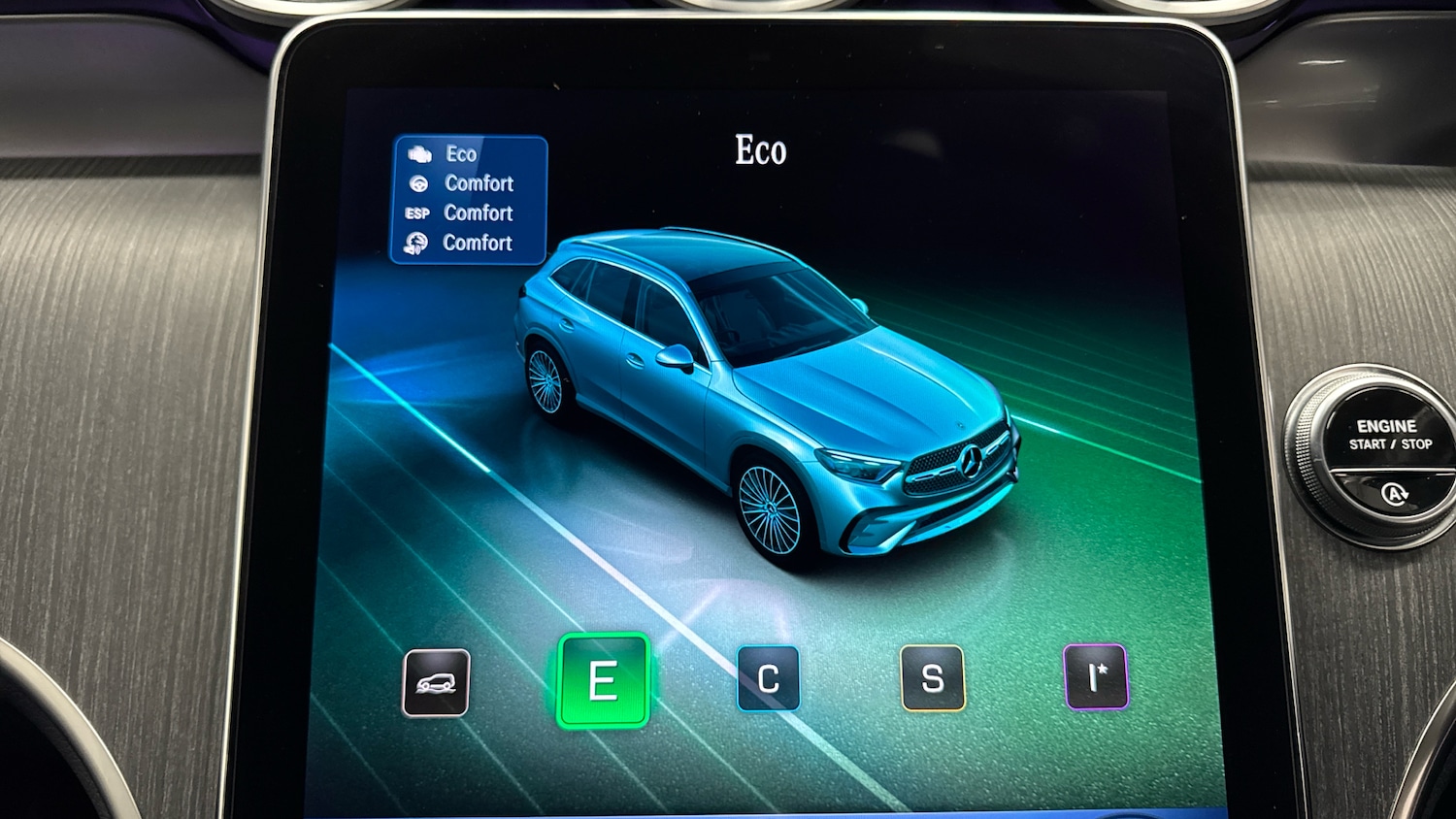 Used Mercedes-Benz GLC 2023 for sale - 77201123: Photo 37