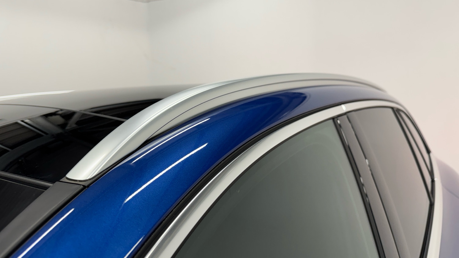 Used Mercedes-Benz GLC 2023 for sale - 77201123: Photo 43