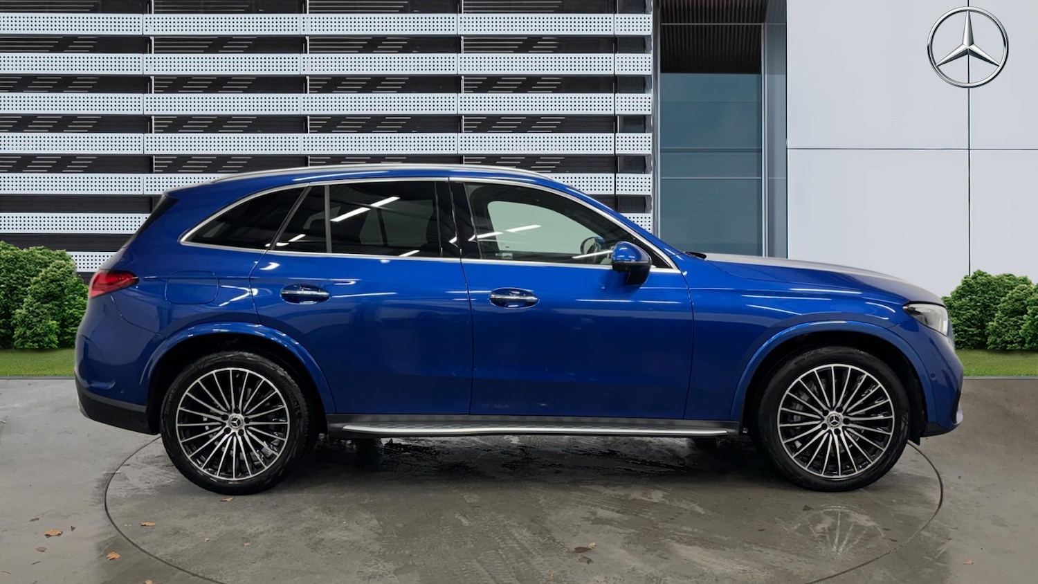 Used Mercedes-Benz GLC 2023 for sale - 77201123: Photo 5