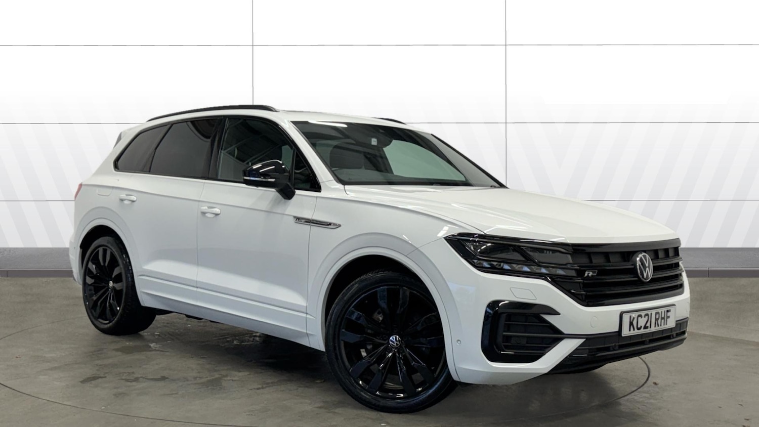 Used Volkswagen Touareg 2021 for sale - 76974191: Photo 1