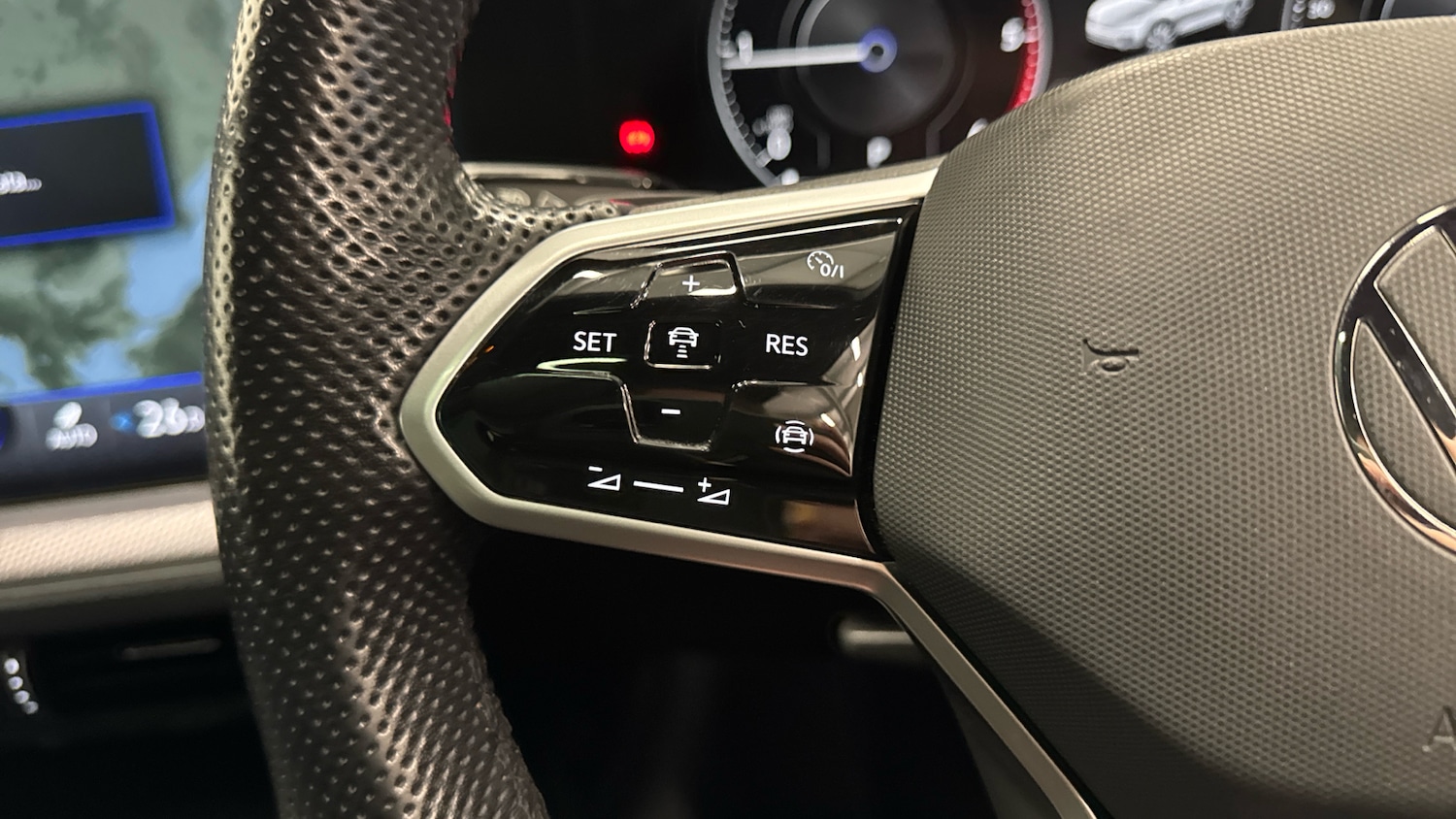 Used Volkswagen Touareg 2021 for sale - 76974191: Photo 30