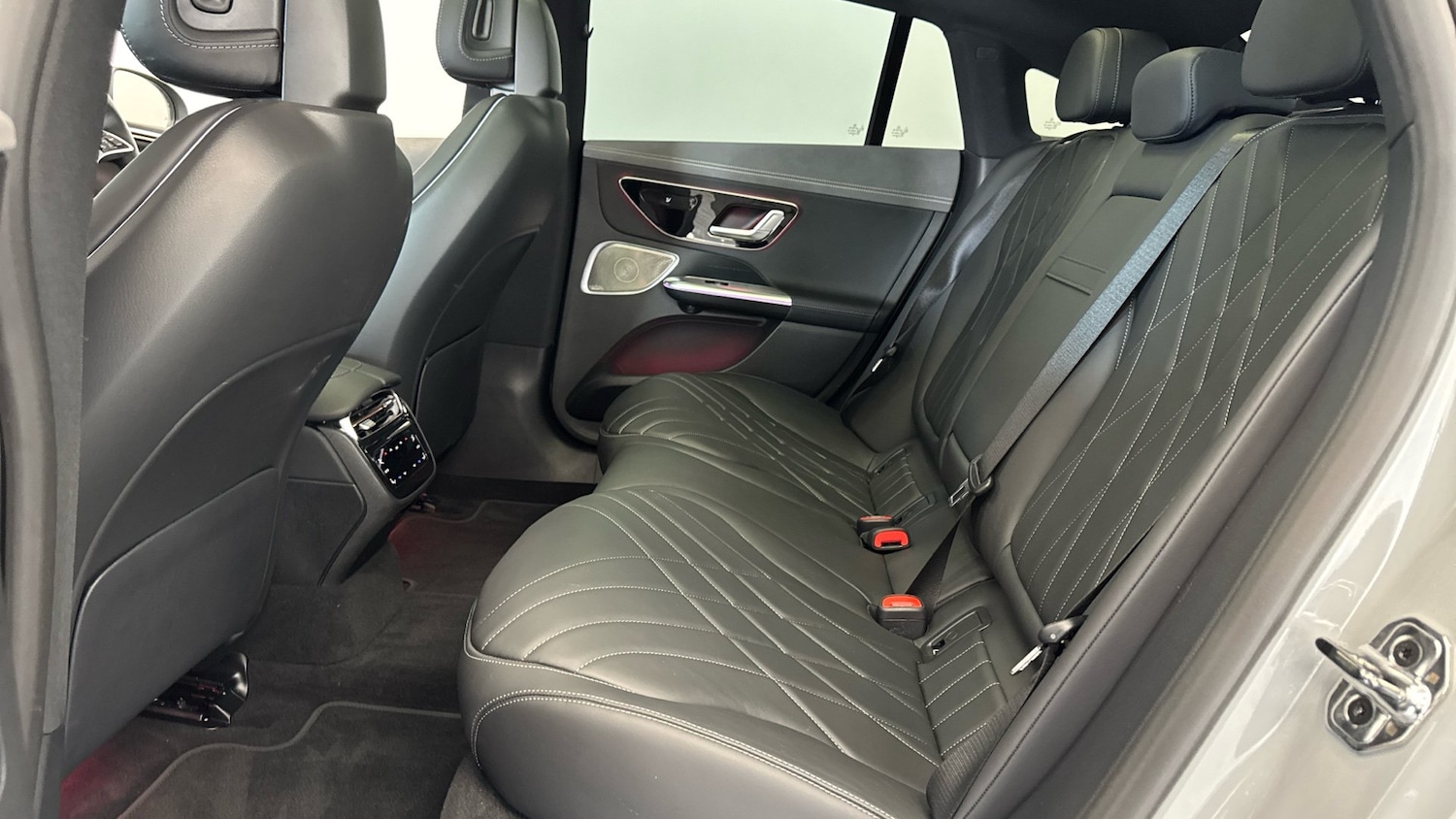 Used Mercedes-Benz EQA 2023 for sale - 76449210: Photo 16