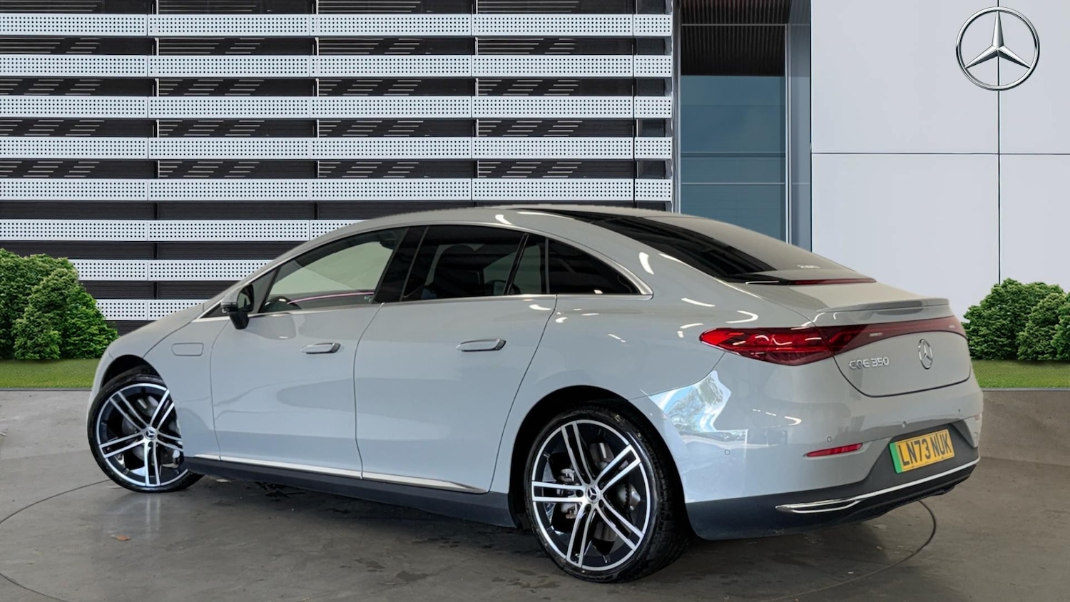 Used Mercedes-Benz EQA 2023 for sale - 76449210: Photo 2