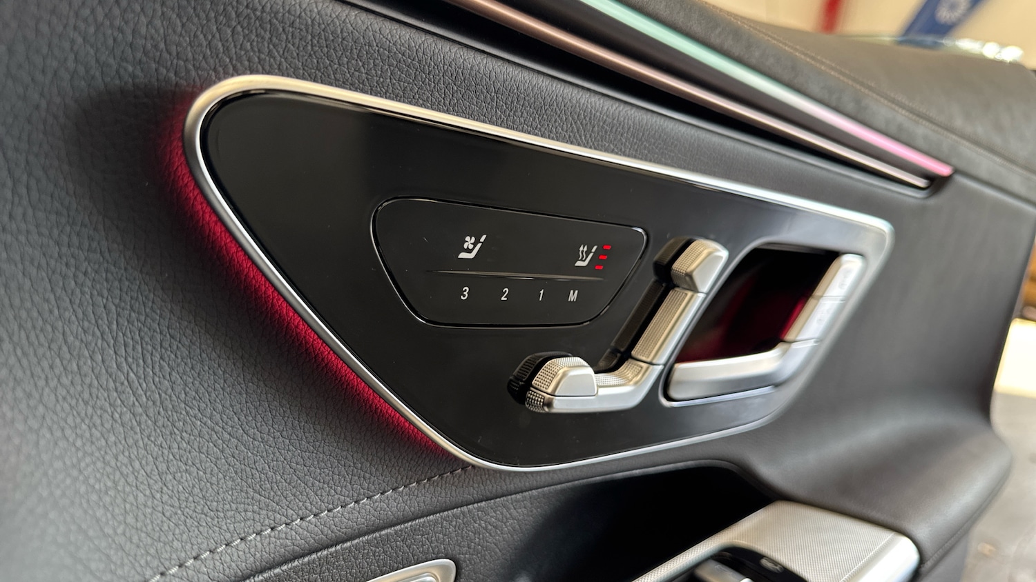 Used Mercedes-Benz EQA 2023 for sale - 76449210: Photo 24