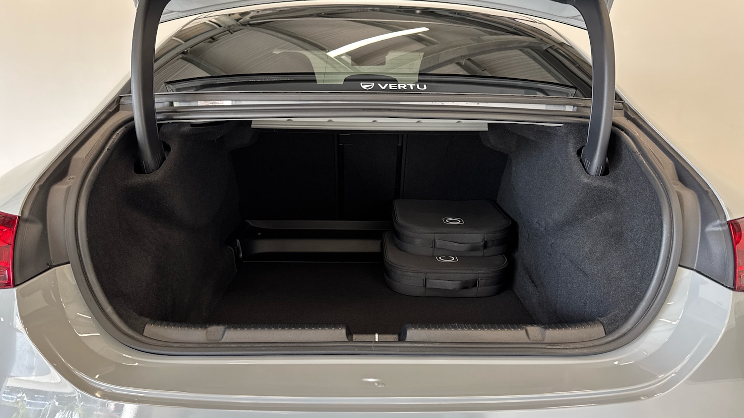 Used Mercedes-Benz EQA 2023 for sale - 76449210: Photo 4