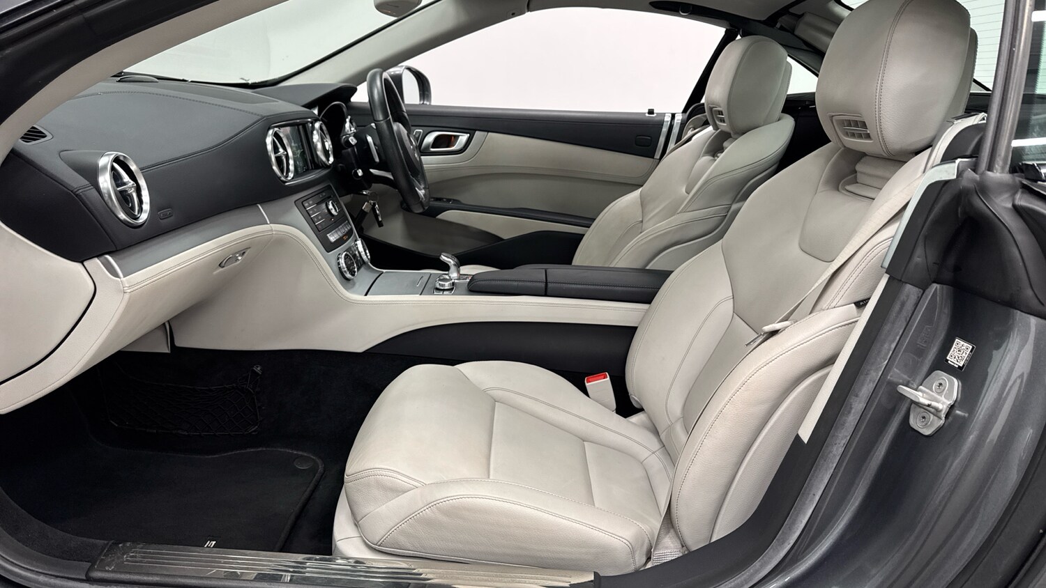 Used Mercedes-Benz SL 2016 for sale - 77759105: Photo 16