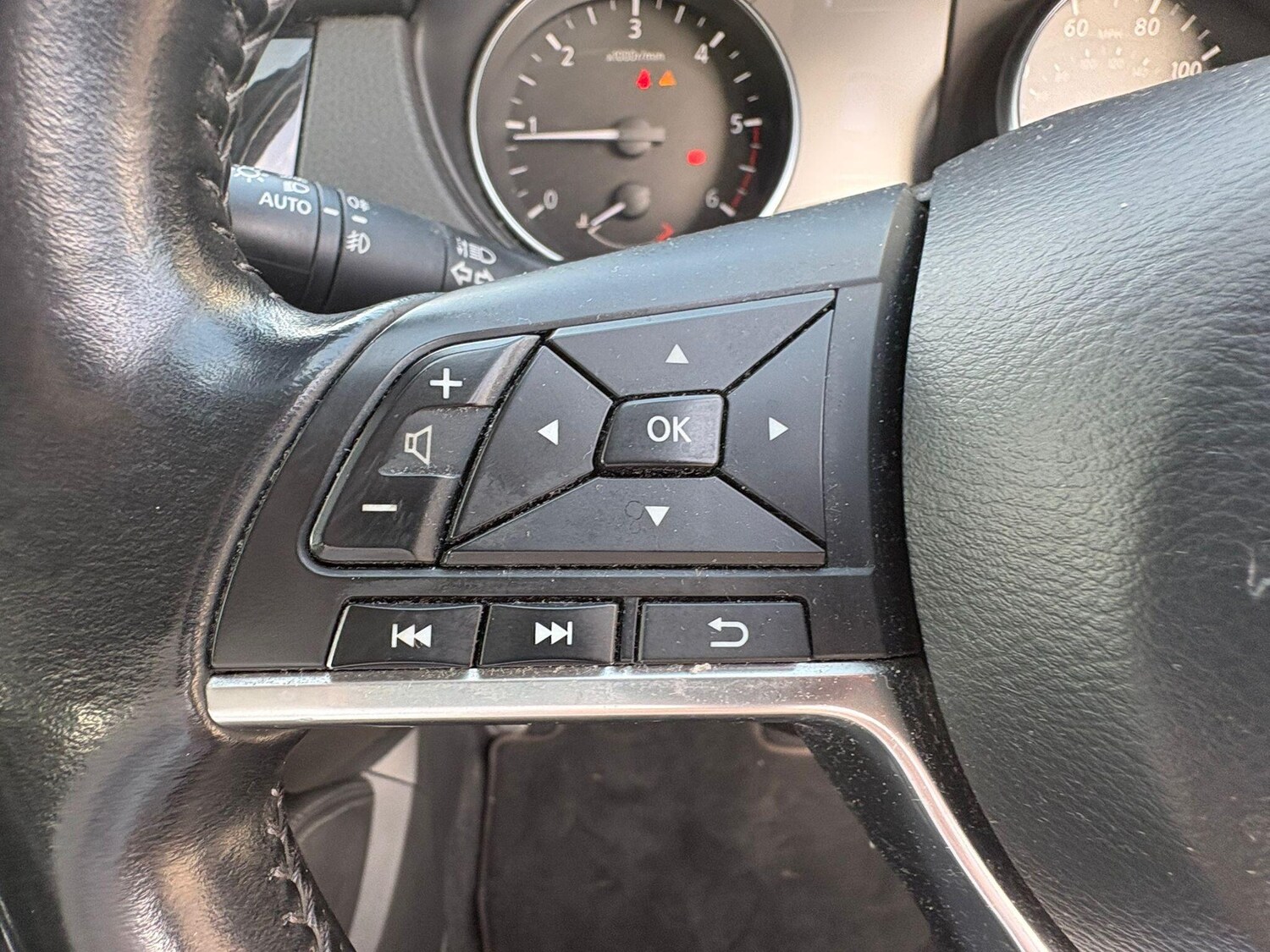 Used Nissan Qashqai 2018 for sale - 77637402: Photo 26