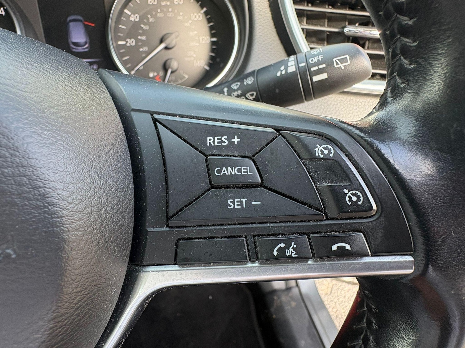 Used Nissan Qashqai 2018 for sale - 77637402: Photo 27