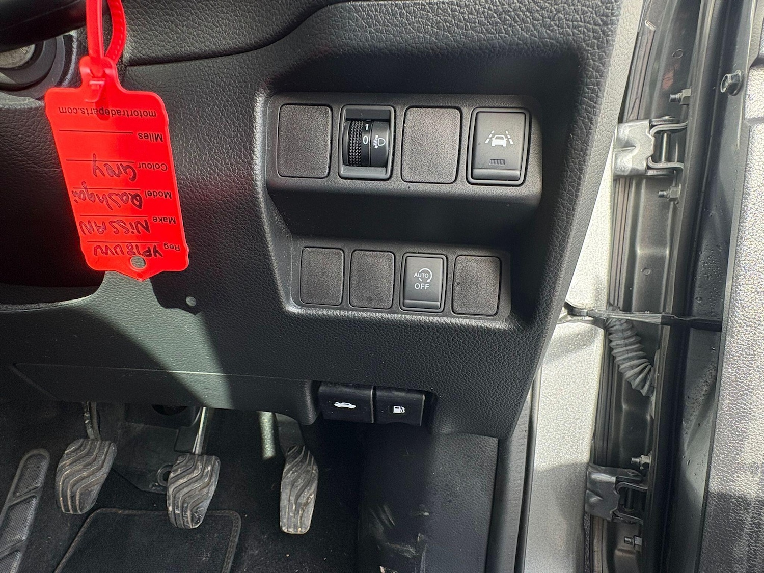 Used Nissan Qashqai 2018 for sale - 77637402: Photo 28