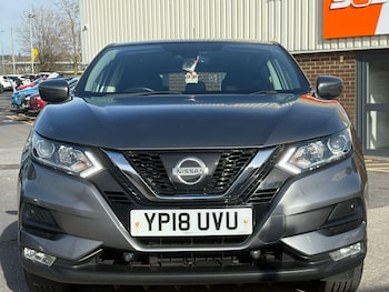 Used Nissan Qashqai 2018 for sale - 77637402: Photo