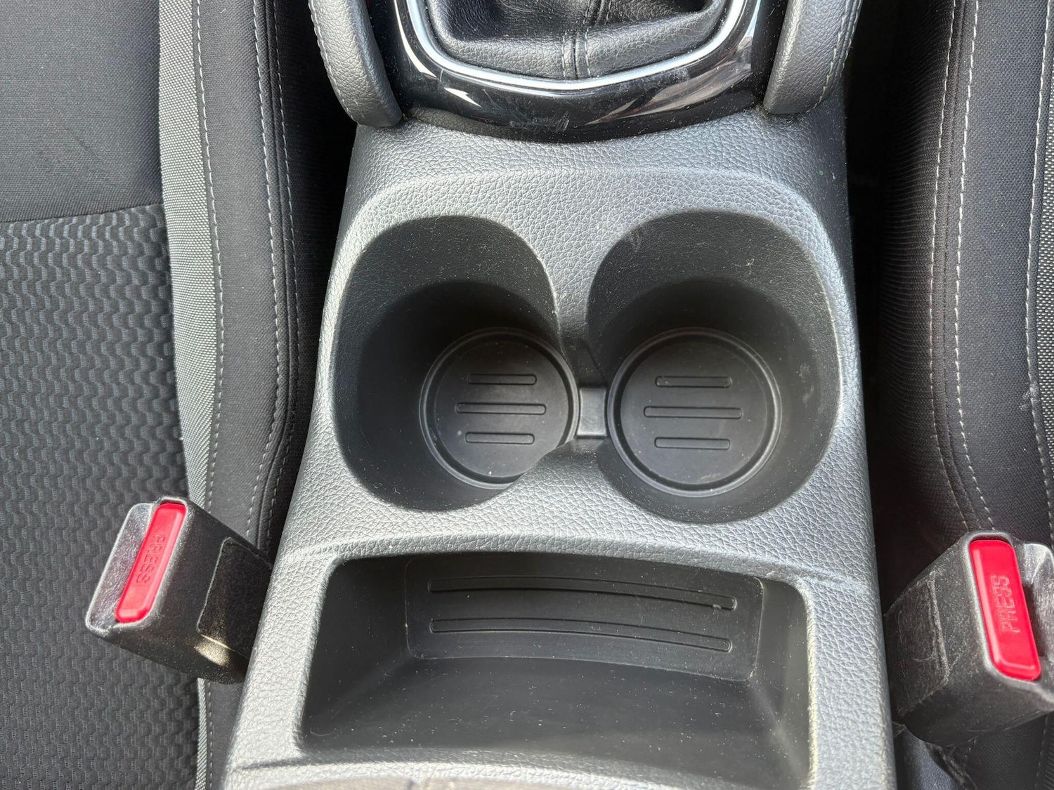 Used Nissan Qashqai 2018 for sale - 77637402: Photo 31