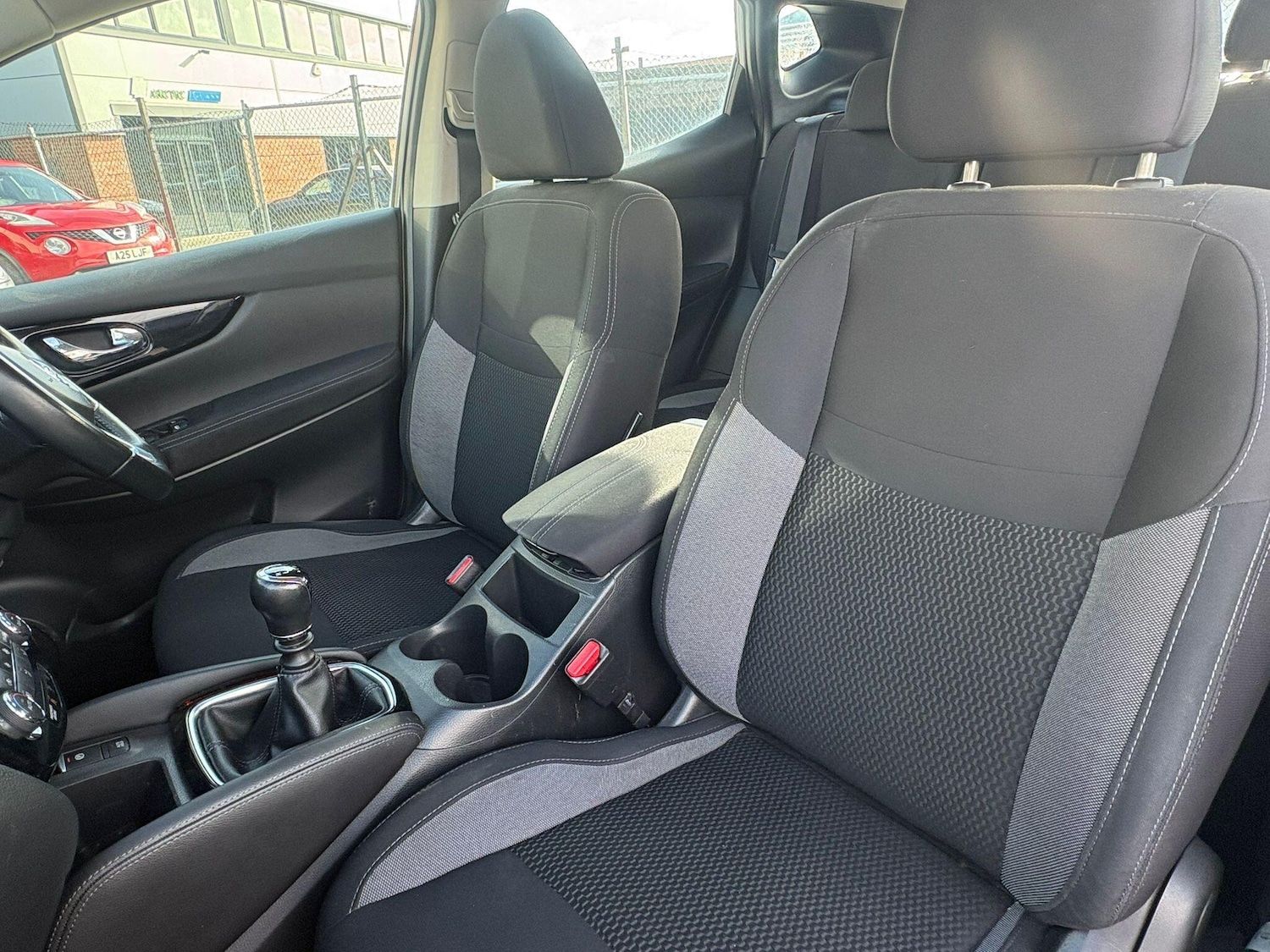 Used Nissan Qashqai 2018 for sale - 77637402: Photo 49