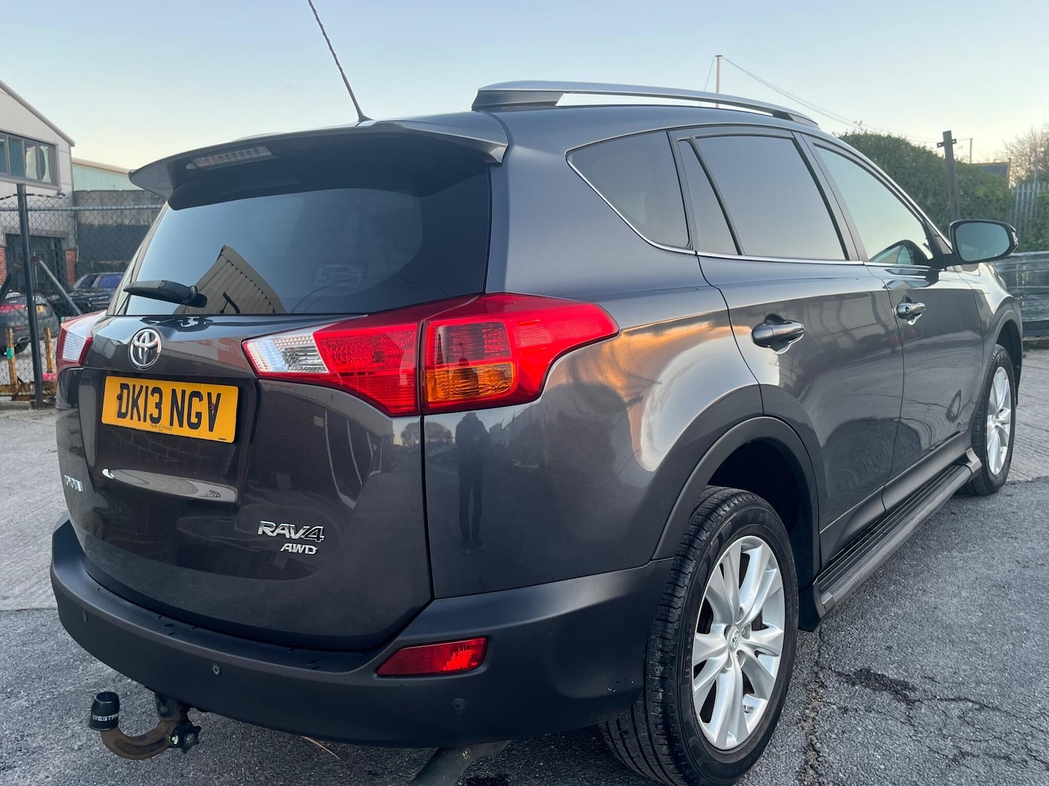 Used Toyota RAV4 2013 for sale - 76666863: Photo 12