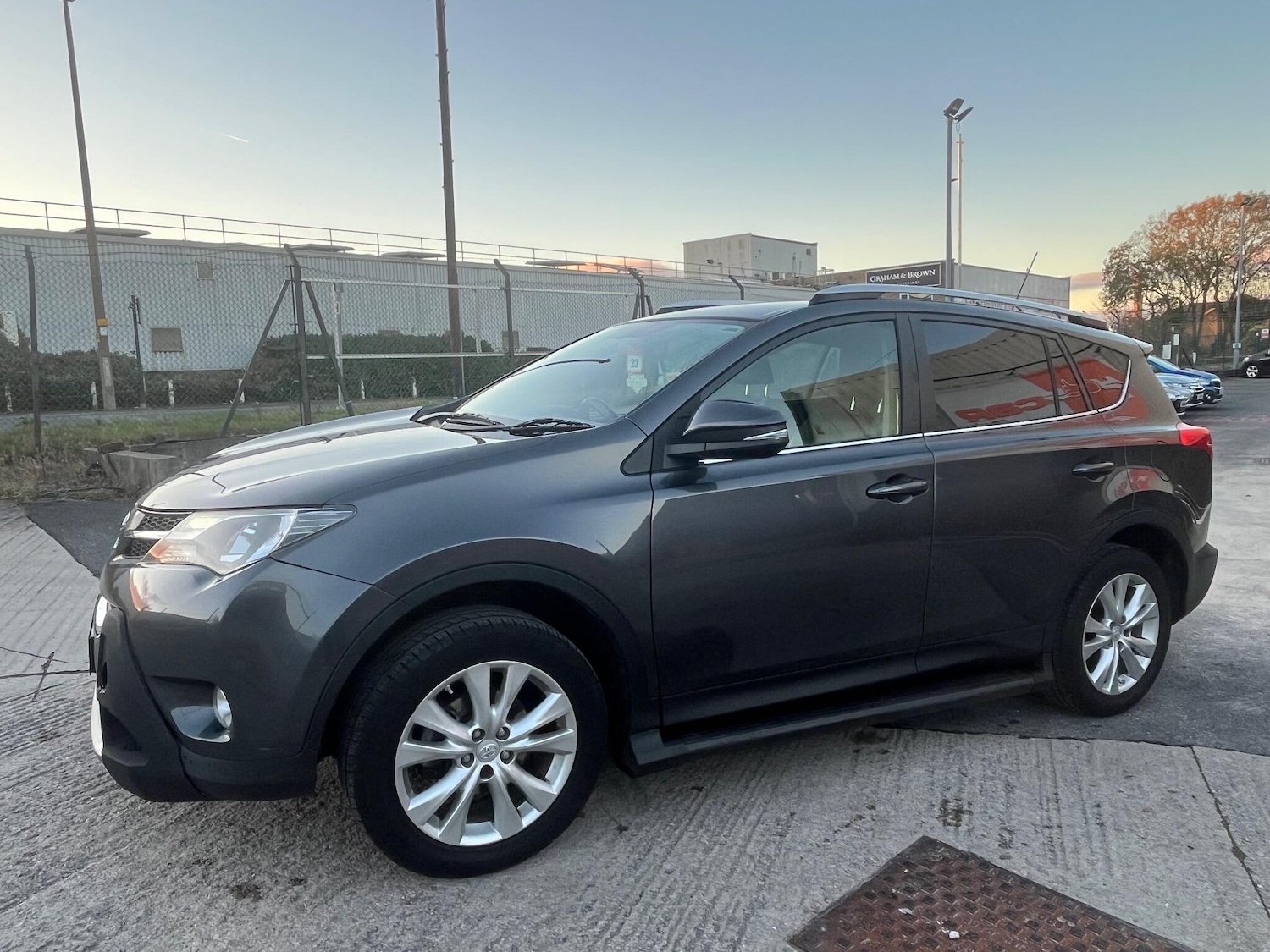 Used Toyota RAV4 2013 for sale - 76666863: Photo 3