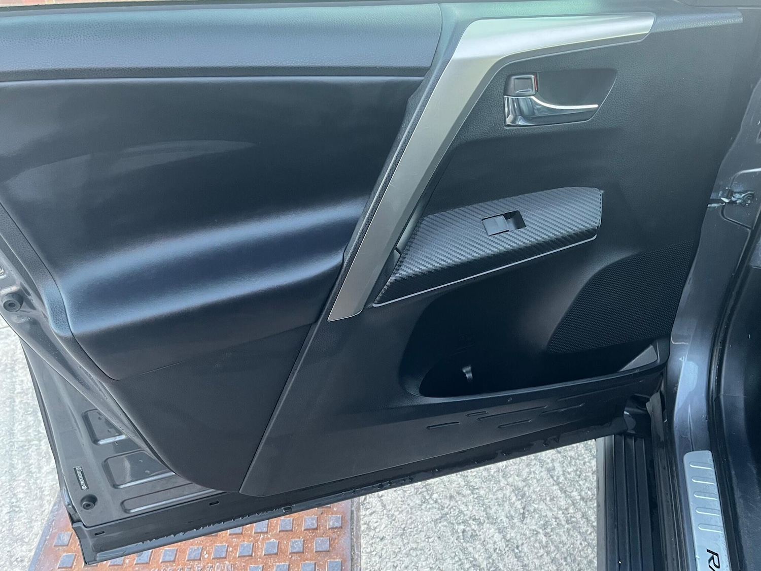 Used Toyota RAV4 2013 for sale - 76666863: Photo 32