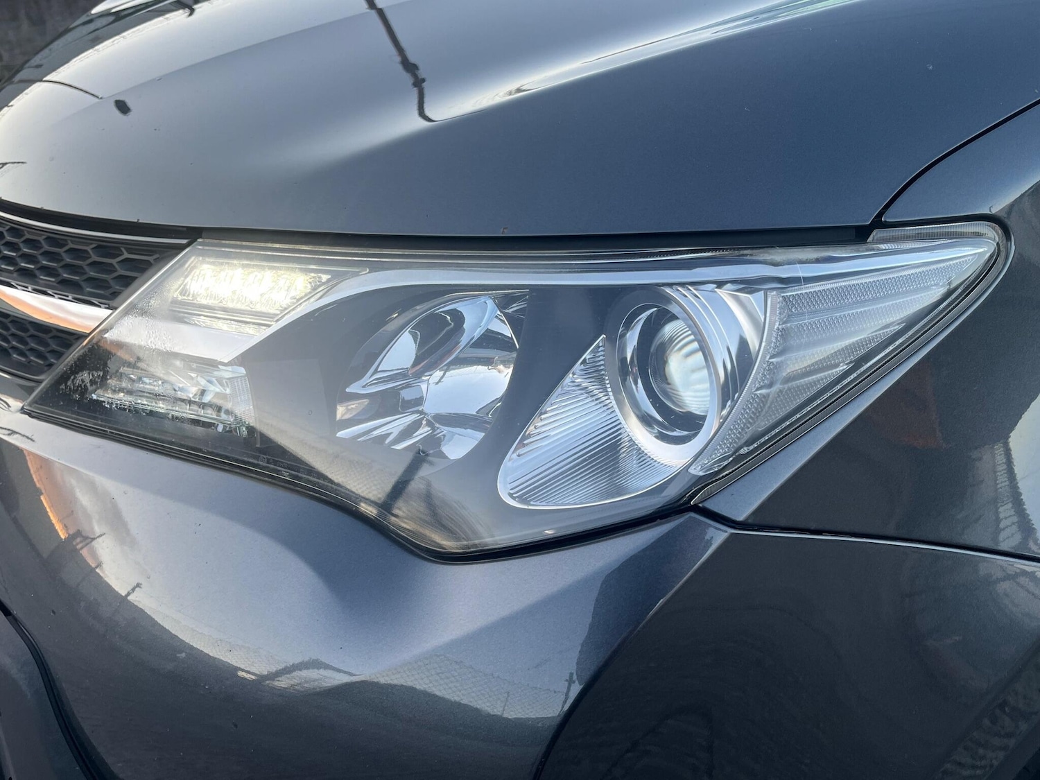 Used Toyota RAV4 2013 for sale - 76666863: Photo 49