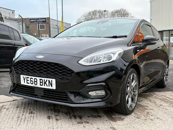 Used Ford Fiesta 2018 for sale - 78115107: Photo