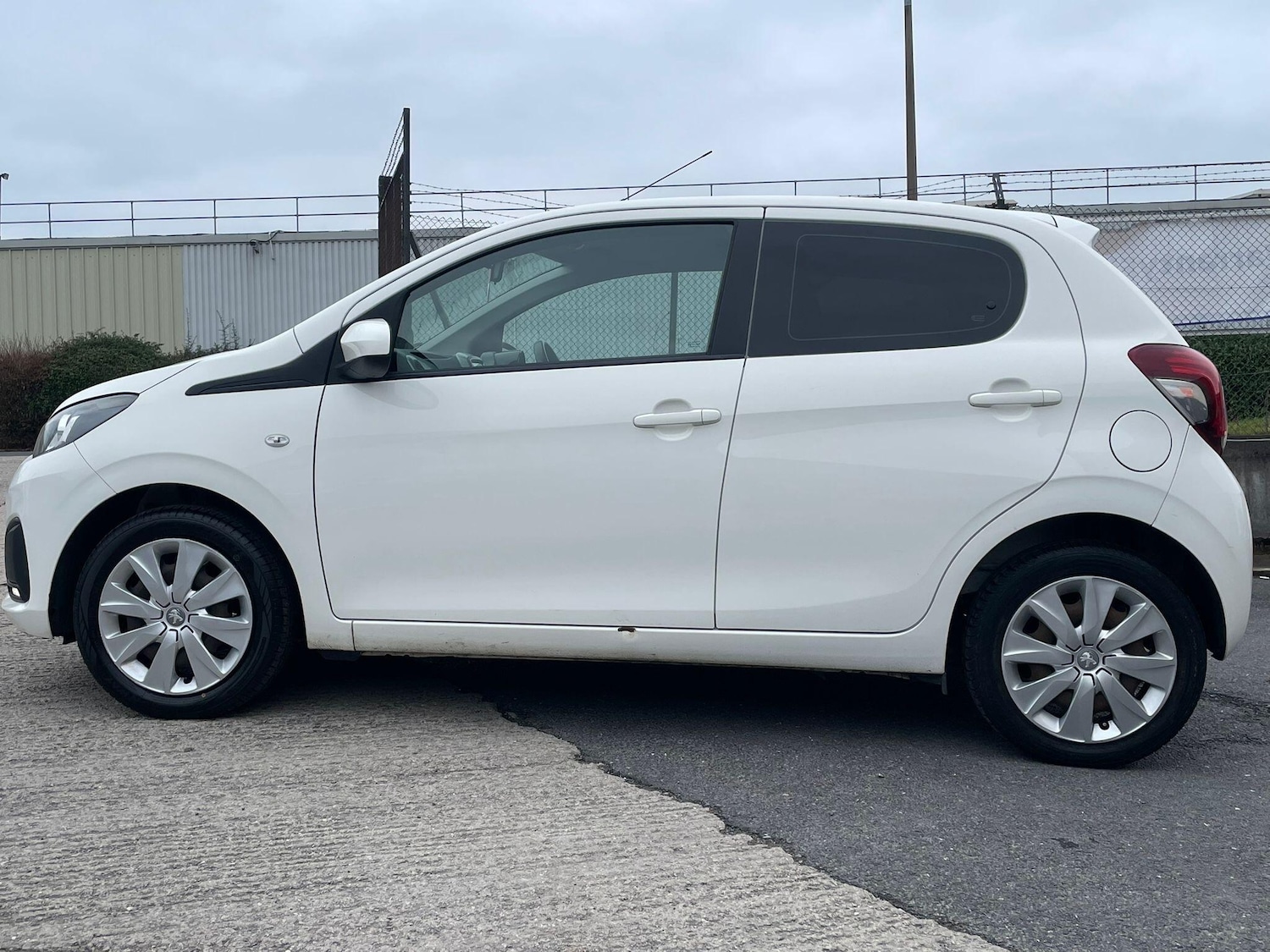 Used Peugeot 108 2017 for sale - 77794084: Photo 10