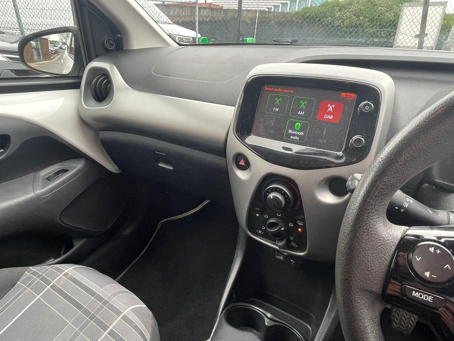 Used Peugeot 108 2017 for sale - 77794084: Photo 18