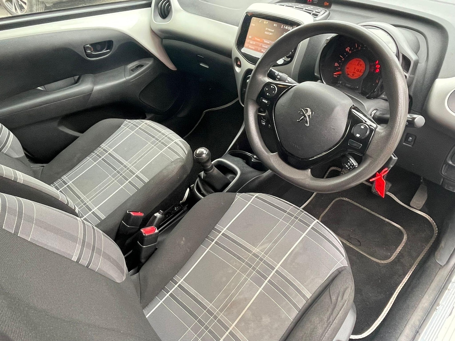 Used Peugeot 108 2017 for sale - 77794084: Photo 20