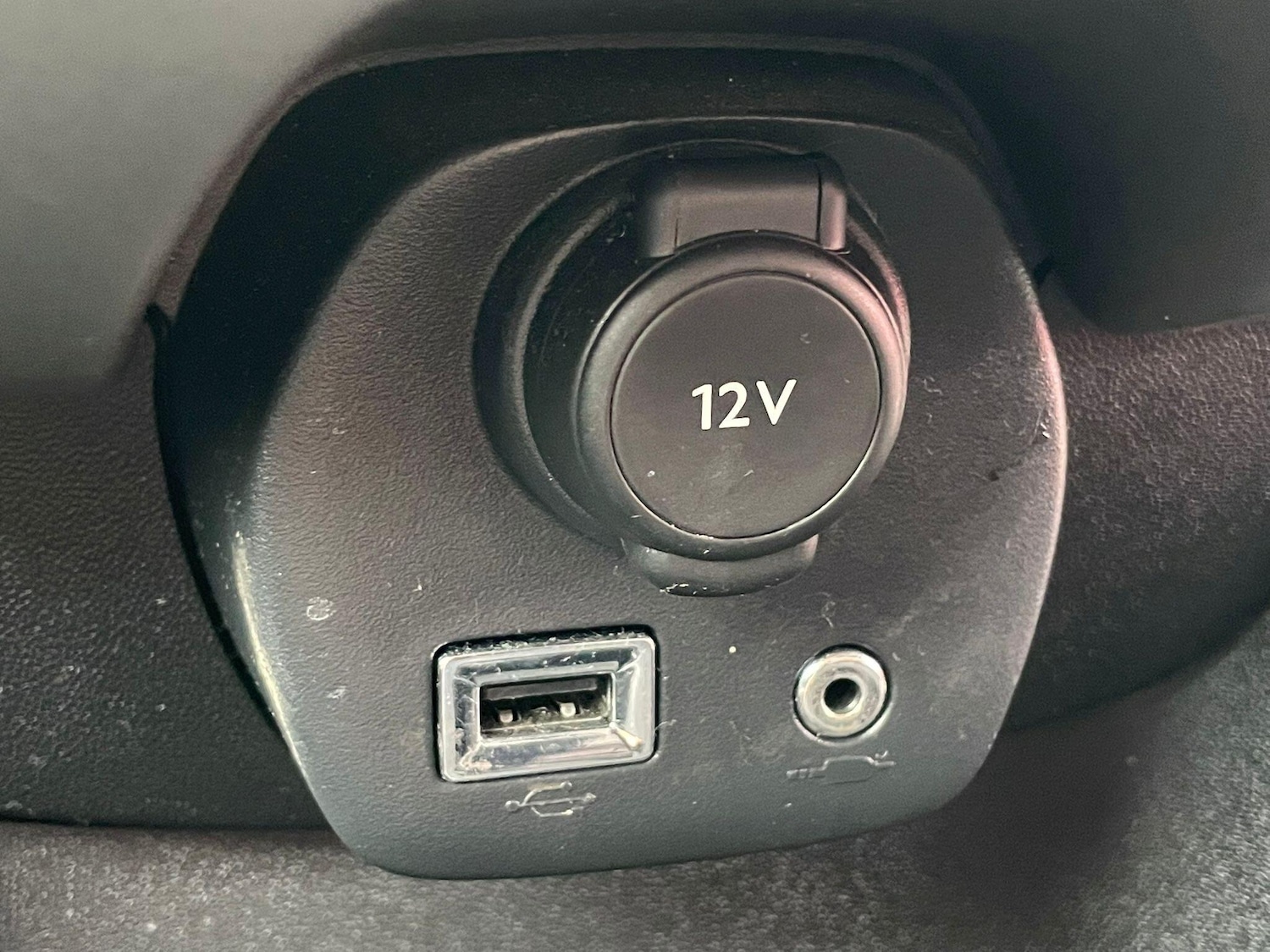 Used Peugeot 108 2017 for sale - 77794084: Photo 23