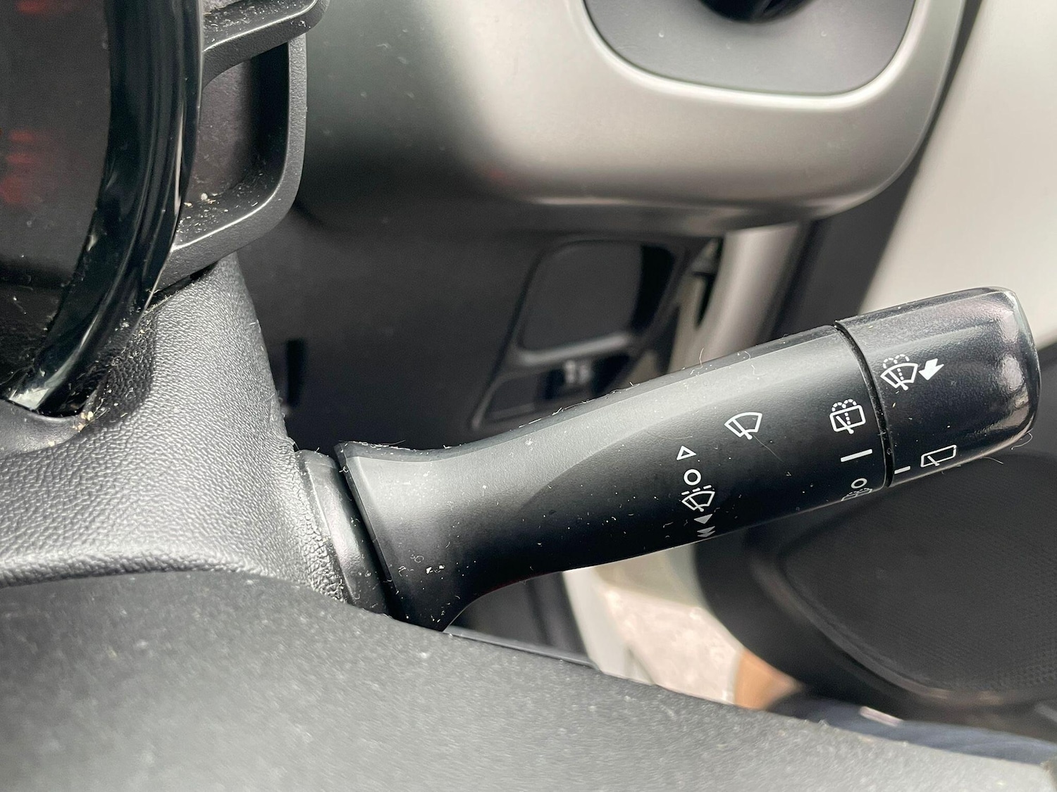 Used Peugeot 108 2017 for sale - 77794084: Photo 27