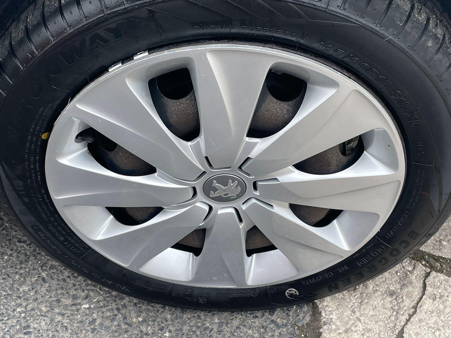 Used Peugeot 108 2017 for sale - 77794084: Photo 39