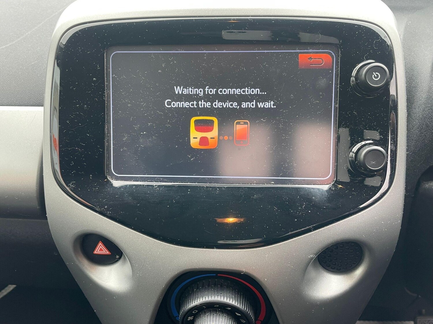 Used Peugeot 108 2017 for sale - 77794084: Photo 41