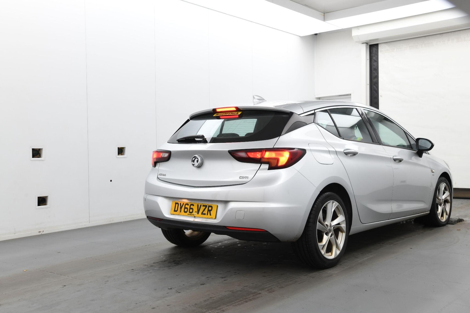 Used Vauxhall Astra 2016 for sale - 77190964: Photo 11