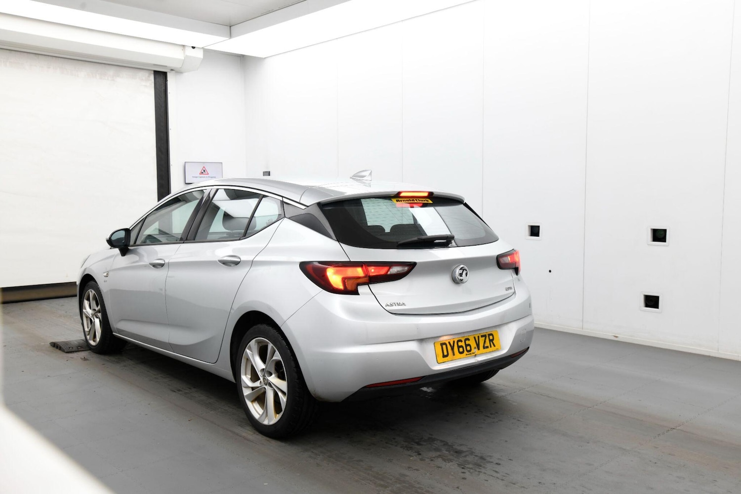 Used Vauxhall Astra 2016 for sale - 77190964: Photo 4