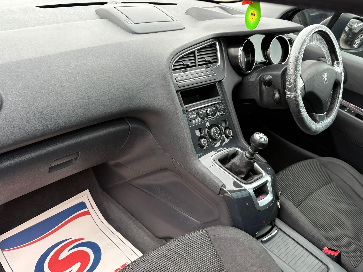 Used Peugeot 5008 2016 for sale - 77331269: Photo 2