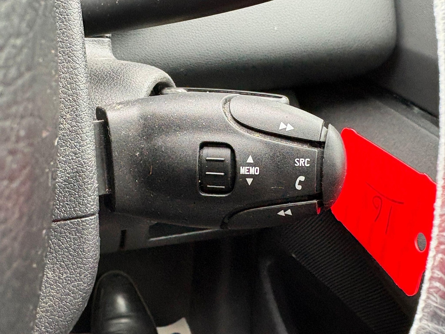 Used Peugeot 5008 2016 for sale - 77331269: Photo 31