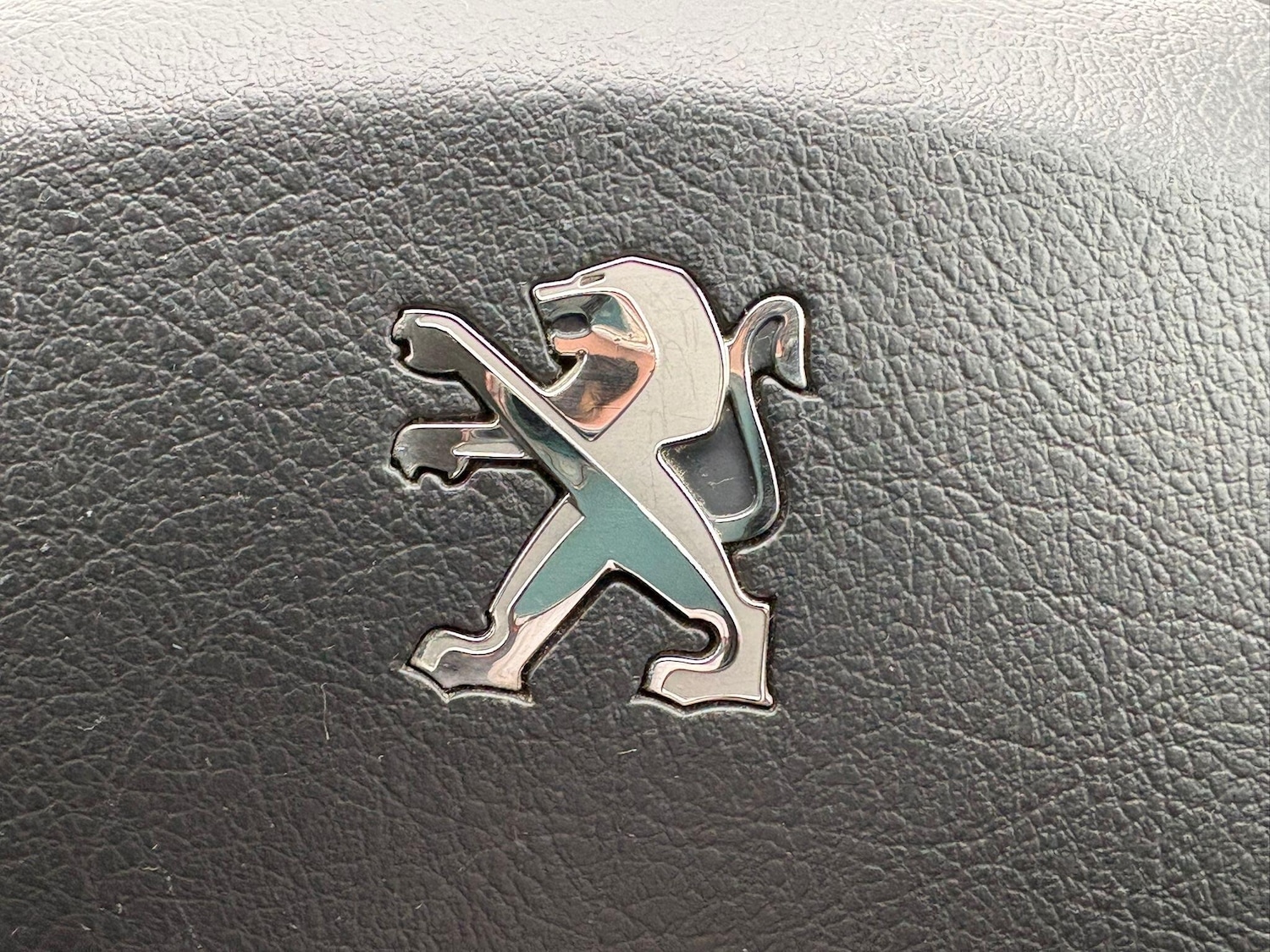 Used Peugeot 5008 2016 for sale - 77331269: Photo 37