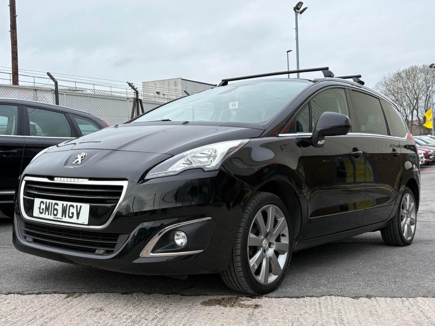 Used Peugeot 5008 2016 for sale - 77331269: Photo 4