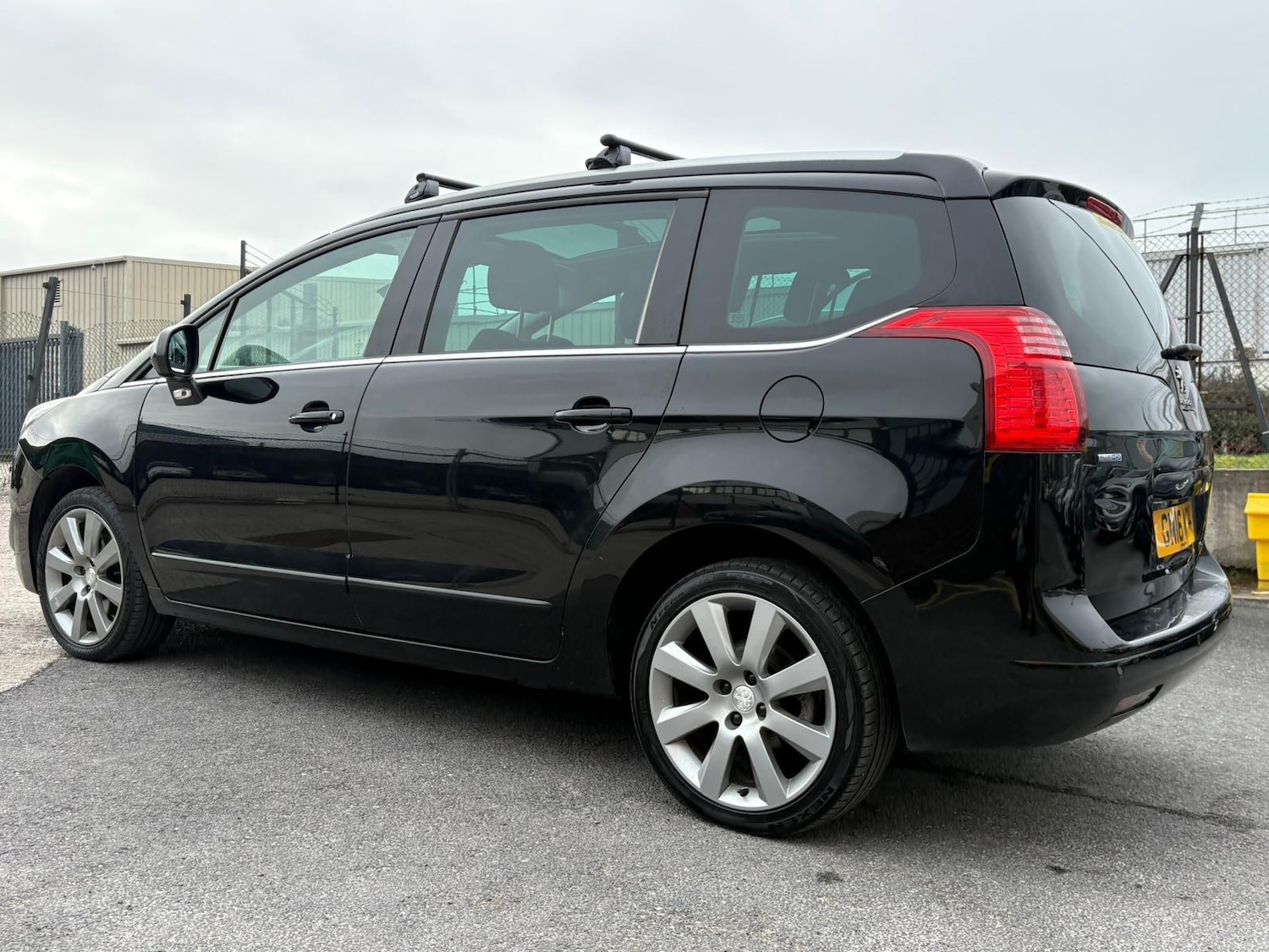 Used Peugeot 5008 2016 for sale - 77331269: Photo 5