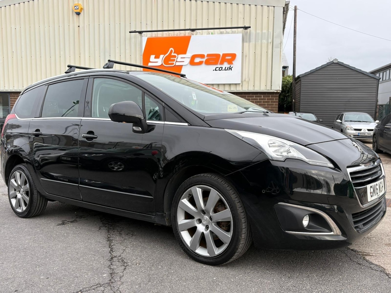 Used Peugeot 5008 2016 for sale - 77331269: Photo 6