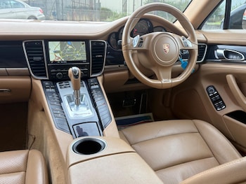 Used Porsche Panamera 2015 for sale - 79553024: Photo