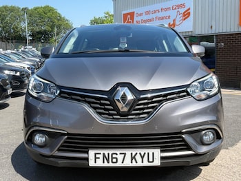 Used Renault Grand Scenic 2017 for sale - 78705353: Photo