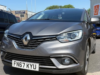 Used Renault Grand Scenic 2017 for sale - 78705353: Photo