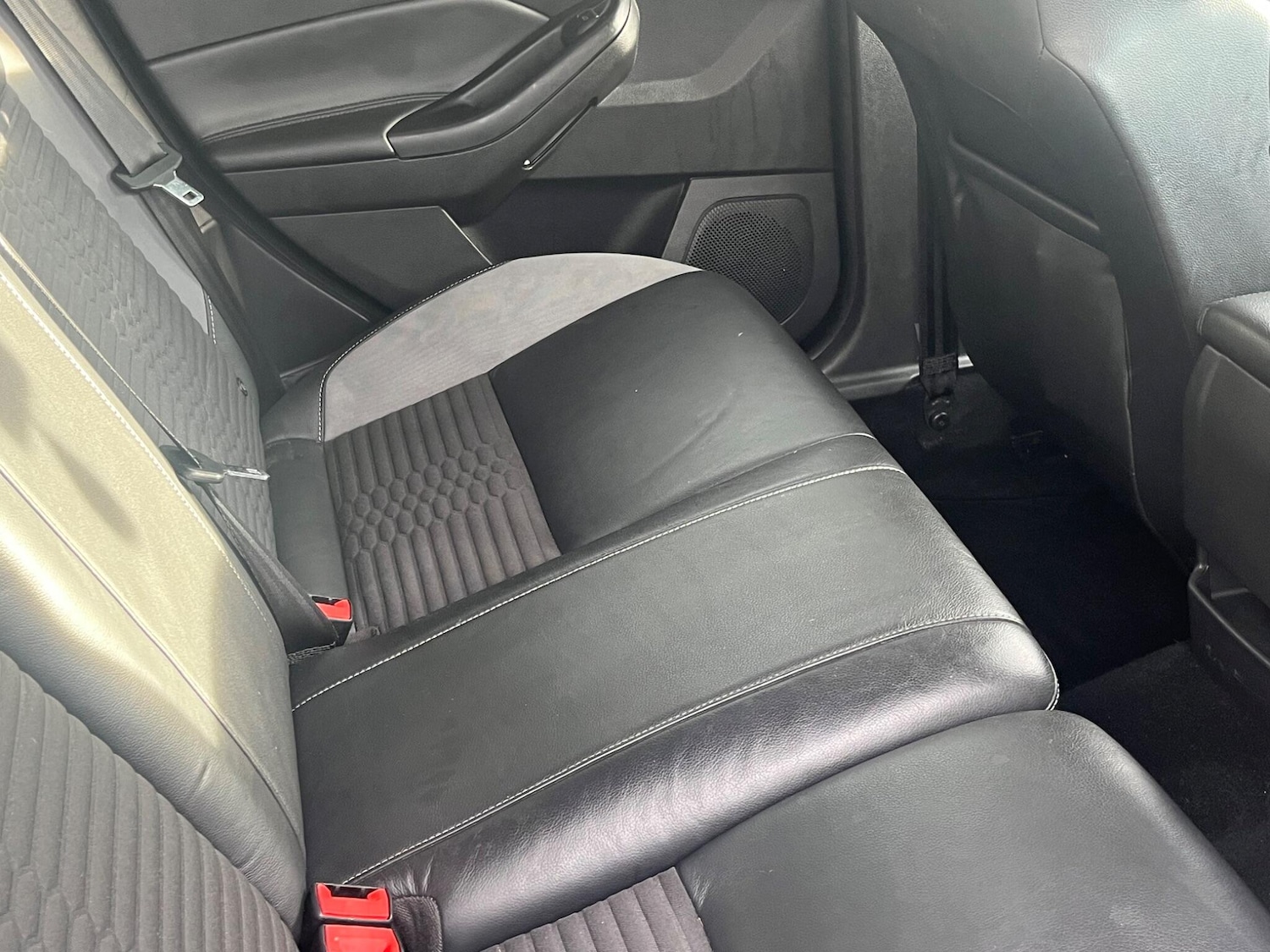 Used Ford Focus for sale - 77344575: Photo 17